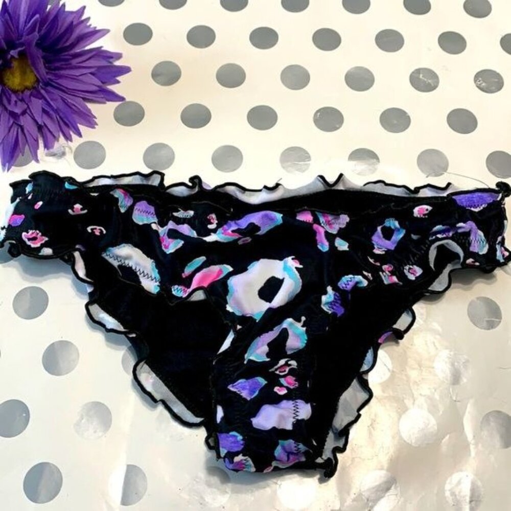Salt + Cove Black & Multicolor Abstract Ruffle Trim Bikini Bottom Size S - Picture 2 of 7